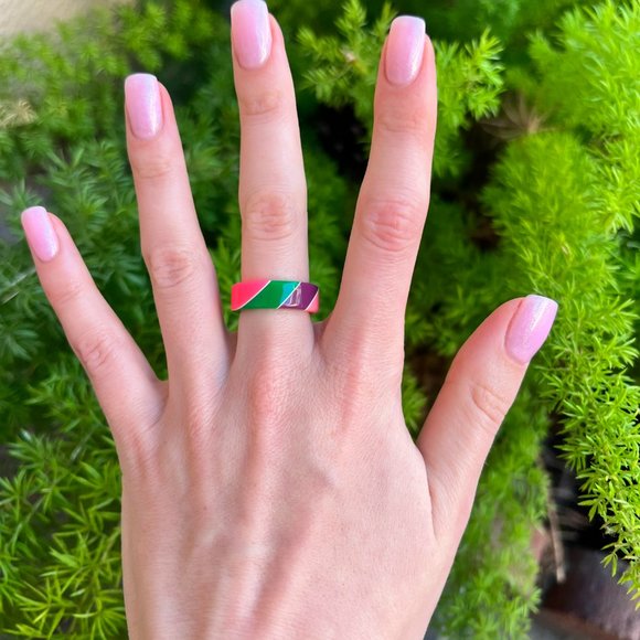 Acrylic ring - Picture 4 of 5